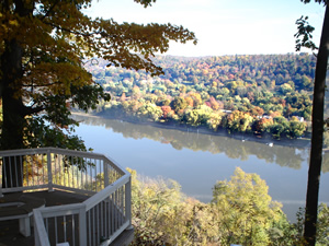 http://www.alleghenycounty.us/parks/images/gallery/hh/wattsmemorial.asp